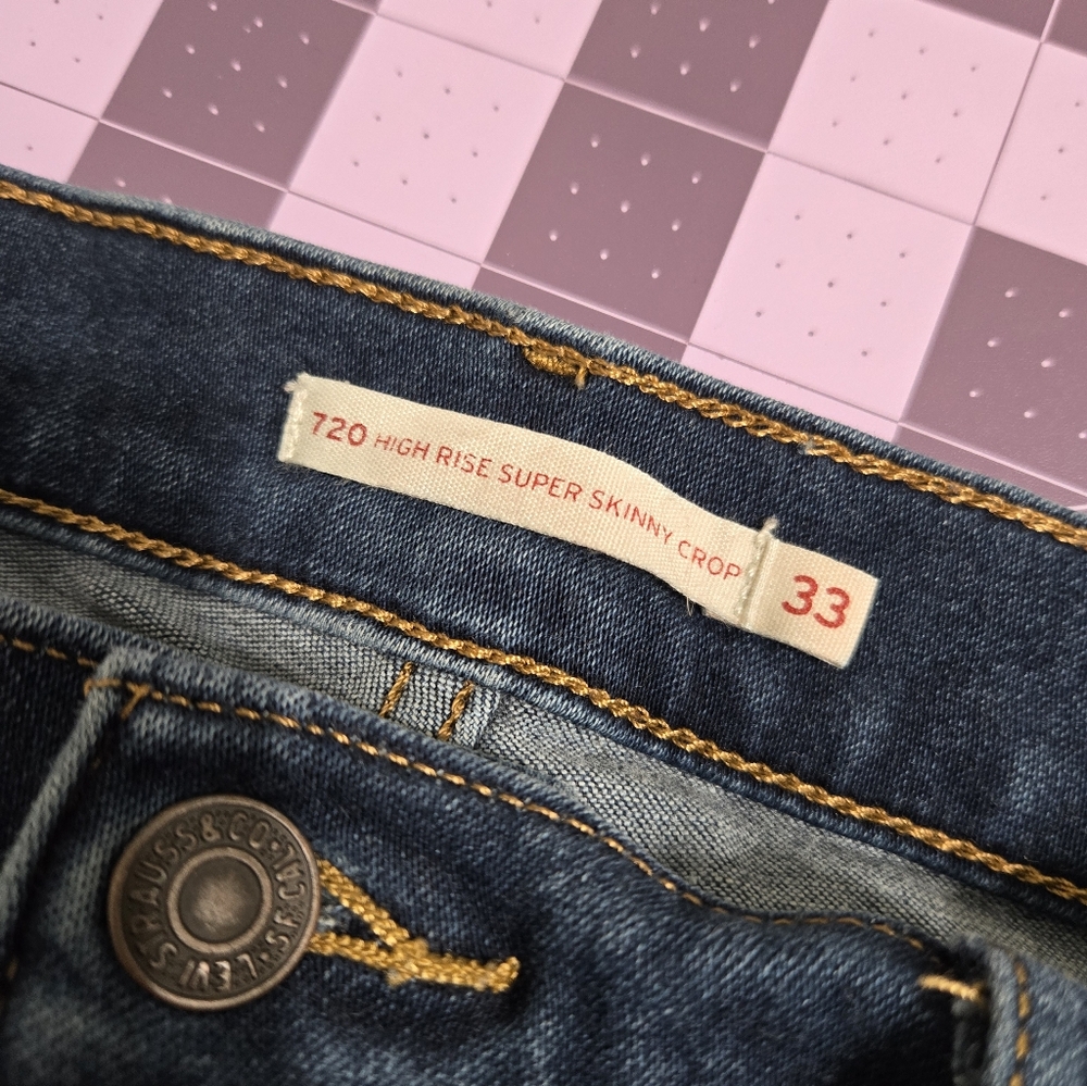 Levis 720 High Rise Super Skinny Crop Size 34